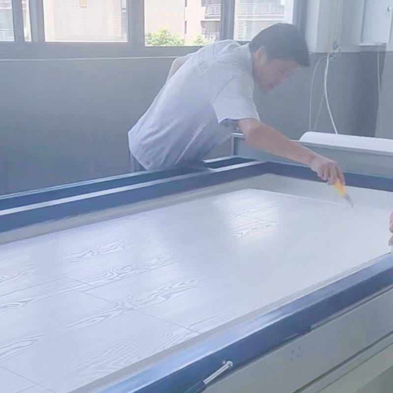 LM567 PVC vákuum hőformázó ragasztó a fatartalmú ajtókhoz